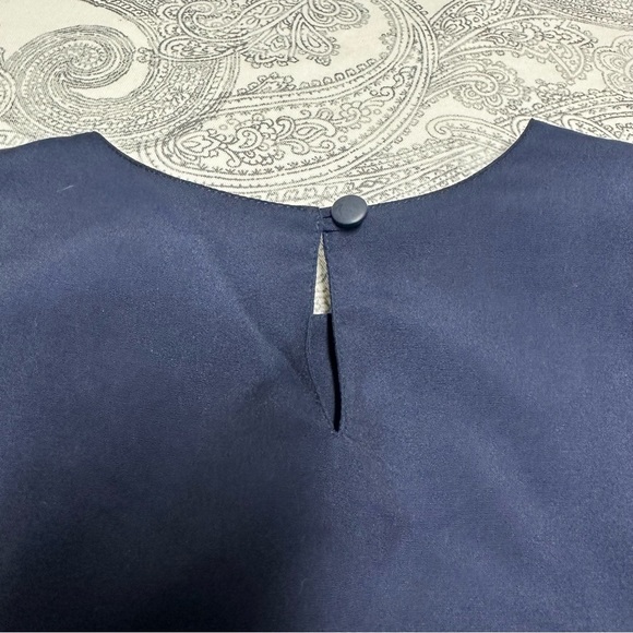 GLORIA LANCE | WOMEN’S BLOUSE | NAVY BLUE | SZ M | EUC - Picture 3 of 8